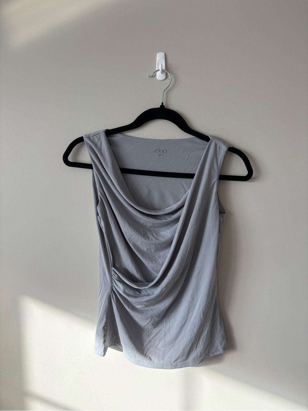 🌸3/$14🌸 Grey cowl neck/wrap style top
